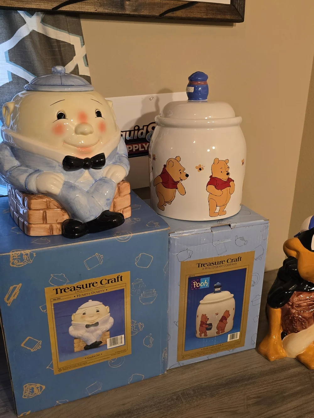 Winnie the Pooh Ceramic Cookie Jar W/ Humpty Dumpty, & Duck